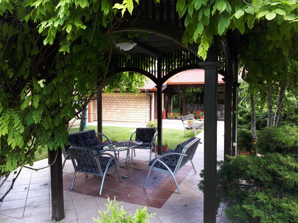 Bed and Breakfast Business Club Selenca Bac Esterno foto