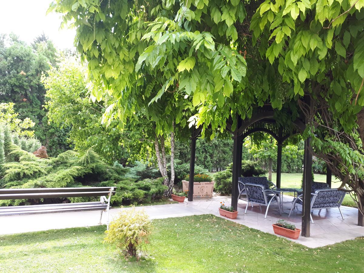 Bed and Breakfast Business Club Selenca Bac Esterno foto