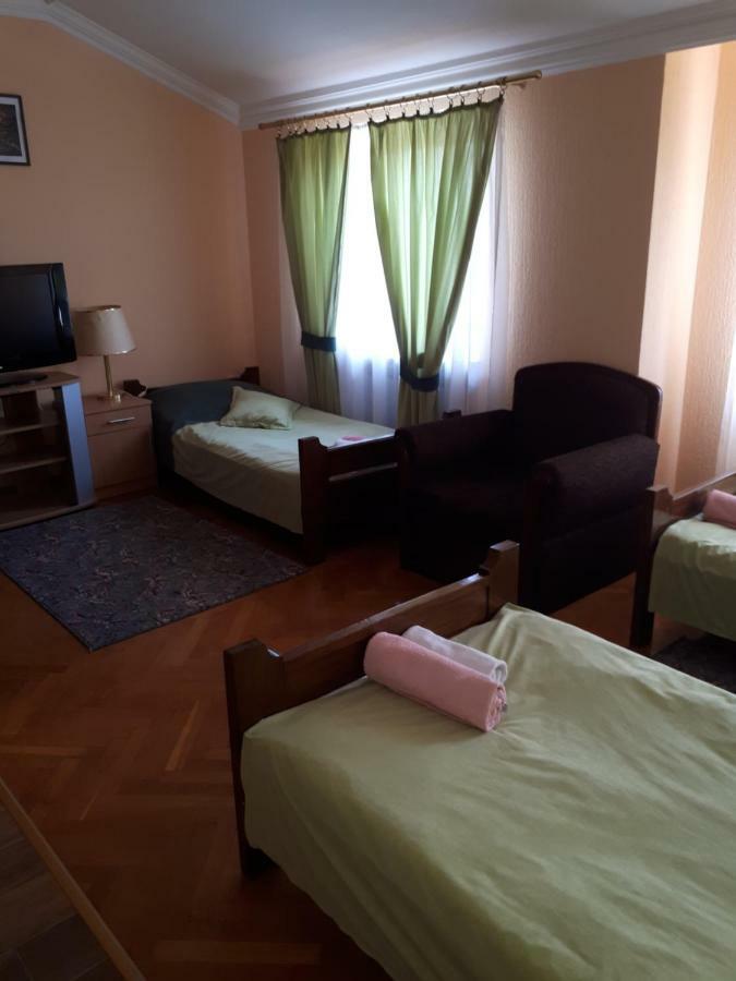 Bed and Breakfast Business Club Selenca Bac Esterno foto