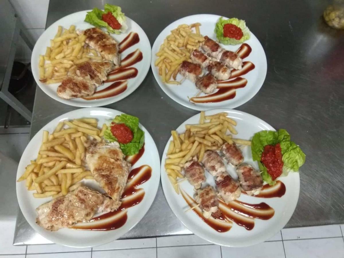 Bed and Breakfast Business Club Selenca Bac Esterno foto